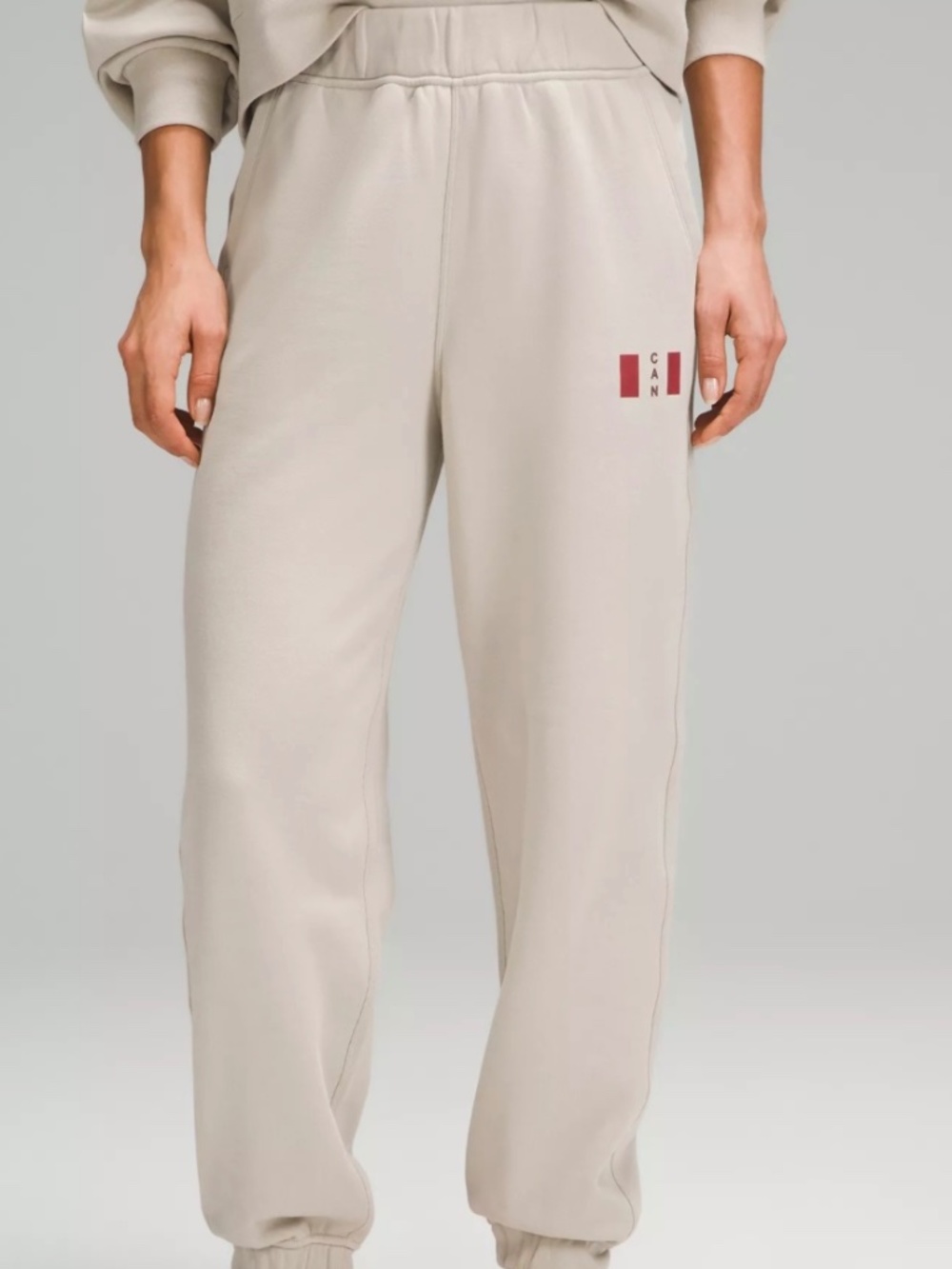 Team Canada Relaxed-Fit High-Rise Jogger *CPC Logo Size 6